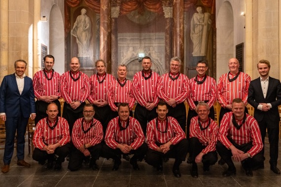 urker mans formatie