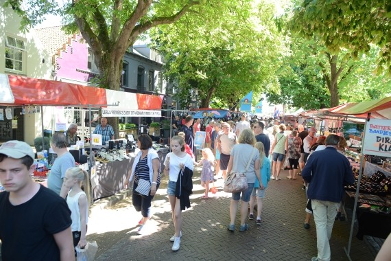 Zomermarkt burgh-haamstede